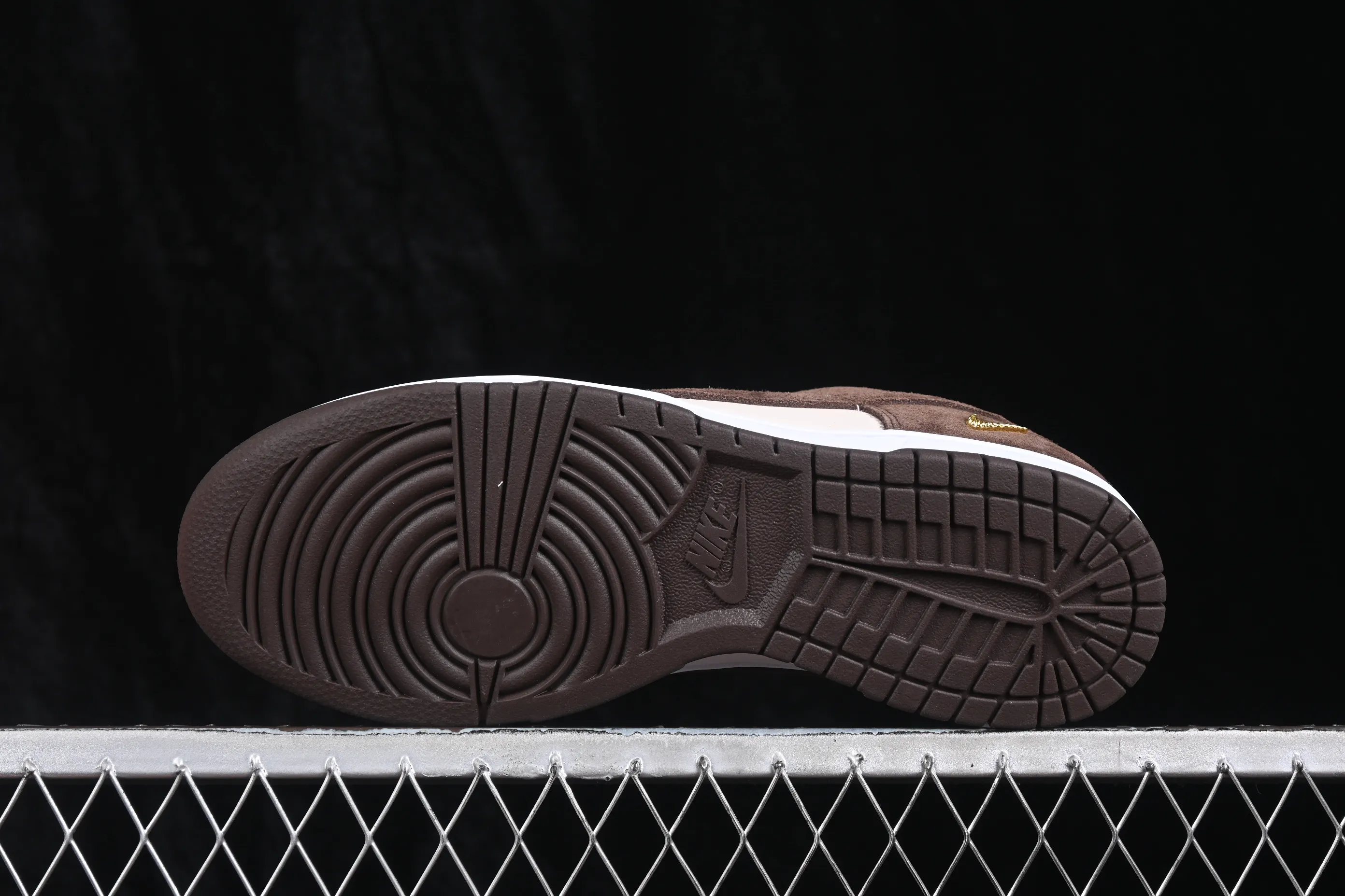 All Categories Nk SB Dunk Series Nk SB Dunk Low Low-top sneakers Nike SB Dunk Low Year of the Horse Brown Low-top casual sneakers IO4244-102
